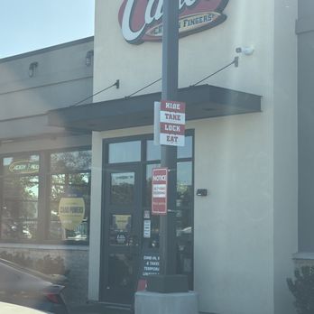 Raising Cane's Chicken Fingers - Puerta cerrada - Fast Food Near Me - Oakland, California Raising Cane's Chicken Fingers - Puerta cerrada - Fast Food Near Me - Oakland, California