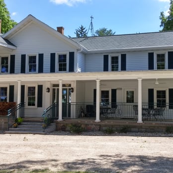J Henry & Sons - The gorgeous home, which has the tasting room inside. - Beer, Wine & Spirits Near Me - Dane, Wisconsin