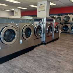 Stevenson Laundromat - Clean