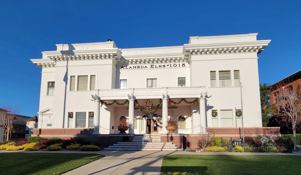 ALAMEDA ELKS LODGE  43 Photos & 20 Reviews  2255 Santa Clara Ave
