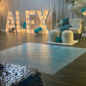 Skyy Room Event Hall - Venues & Event Spaces Near Me - Memphis, Tennessee Skyy Room Event Hall - Venues & Event Spaces Near Me - Memphis, Tennessee