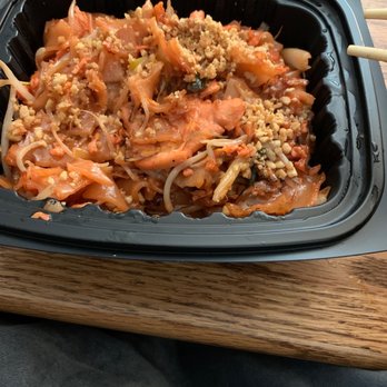 Bangkok Belly - Pas Thai - Sushi Bars Near Me - Chicago, Illinois