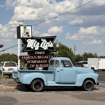 Miz Zip's - American Near Me - Flagstaff, Arizona Miz Zip's - American Near Me - Flagstaff, Arizona