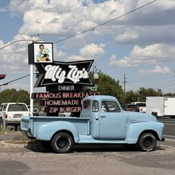 Miz Zip's