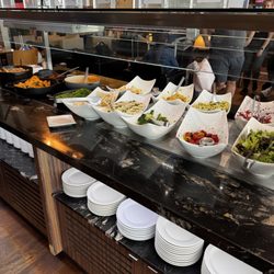 Turkish Airlines Lounge - Food options