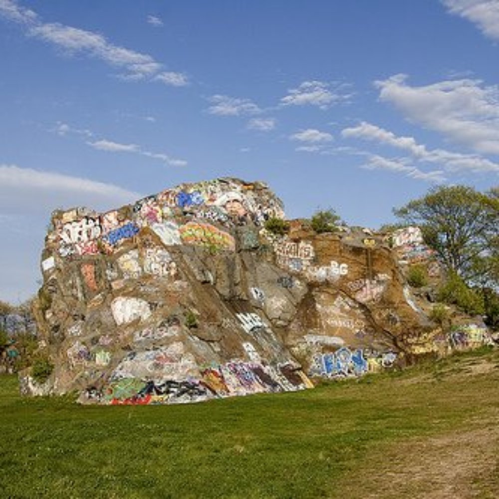 Quincy Quarries Reservation - Ya, there's graffiti. - Parks Near Me - Quincy, Massachusetts Quincy Quarries Reservation - Ya, there's graffiti. - Parks Near Me - Quincy, Massachusetts