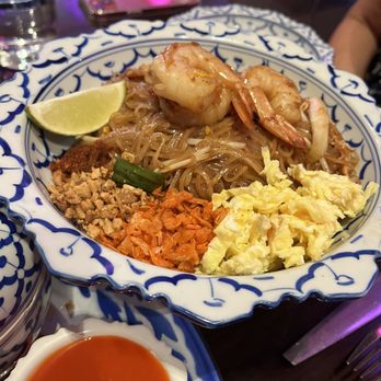 LaoTable - Pad Mee Lao Prawns Noodles - Laotian Near Me - San Francisco, California