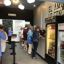 Rio Burrito - The line to order