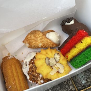 Artuso Pastry Shop - Assorted cookies - Bakeries Near Me - Bronx, New York Artuso Pastry Shop - Assorted cookies - Bakeries Near Me - Bronx, New York