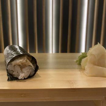 Temakase Hand Roll Bar - 2nd Ave - Truffle Blue Crab Roll - Sushi Bars Near Me - New York, New York Temakase Hand Roll Bar - 2nd Ave - Truffle Blue Crab Roll - Sushi Bars Near Me - New York, New York