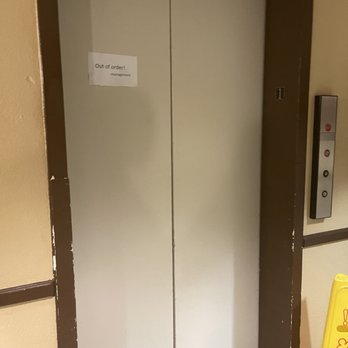 Emerald Beach Hotel - Elevator not working - Hotels Near Me - Corpus Christi, Texas Emerald Beach Hotel - Elevator not working - Hotels Near Me - Corpus Christi, Texas