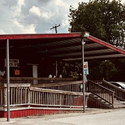 Red's Snow Wagon & More - Exterior