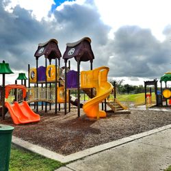Lake Nassau Park - Nearby jungle gym