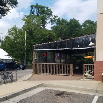 Champy's Famous Fried Chicken - outdoor seating - Southern Near Me - Daphne, Alabama Champy's Famous Fried Chicken - outdoor seating - Southern Near Me - Daphne, Alabama