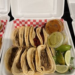 Los Suarez Taqueria - Trompo, asada, carnitas