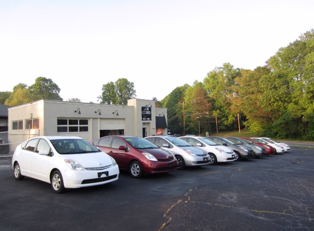 THE CAR CORNER Updated September 2024 3200 New Walkertown Rd