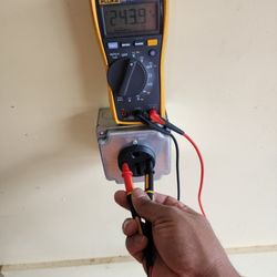 Electrical OJ - Verifying power for NEMA-14-50