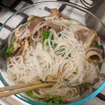 Pho Bro - Pho no.6 flank and brisket - Vietnamese Near Me - Rowland Heights, California Pho Bro - Pho no.6 flank and brisket - Vietnamese Near Me - Rowland Heights, California