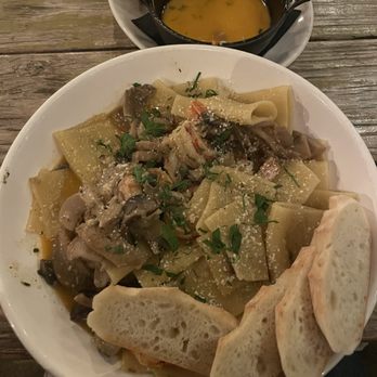 Melzingah Tap House - Paccheri - Beer Bar Near Me - Beacon, New York Melzingah Tap House - Paccheri - Beer Bar Near Me - Beacon, New York