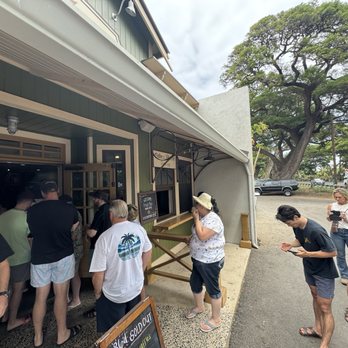 Leoda's Kitchen and Pie Shop - Breakfast & Brunch Near Me - Lahaina, Hawaii Leoda's Kitchen and Pie Shop - Breakfast & Brunch Near Me - Lahaina, Hawaii