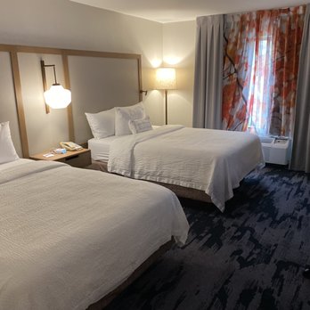 Fairfield Inn Suites Arlington Near Six Flags 46 Photos 31