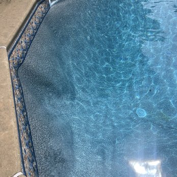 Best Pool Liners - Pool liner pulled away from the walls just two days after the installation - Pool & Hot Tub Service Near Me Best Pool Liners - Pool liner pulled away from the walls just two days after the installation - Pool & Hot Tub Service Near Me