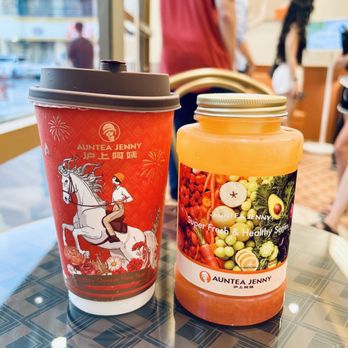 Auntea Jenny - White Peach Oolong Tea Latte (left) & Apricot Seaberry Glow Tea (rt) - Bubble Tea Near Me - San Gabriel, California Auntea Jenny - White Peach Oolong Tea Latte (left) & Apricot Seaberry Glow Tea (rt) - Bubble Tea Near Me - San Gabriel, California