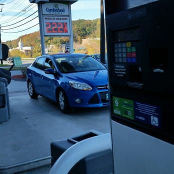 Cumberland Farms - a blue car at a gas station - Convenience Stores Near Me - MONTPELIER, Vermont Cumberland Farms - a blue car at a gas station - Convenience Stores Near Me - MONTPELIER, Vermont
