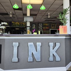 Read Em and Weep Tattoos and Piercing - Front counter