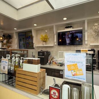 Sunbliss Cafe - Inside view - Coffee & Tea Near Me - Newport Beach, California