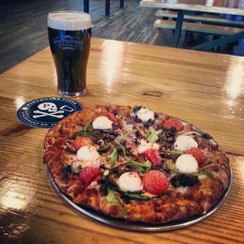 Pinthouse Pizza - The Green Belt with a Nitro Bearded Seal - Pizza Near Me - Austin, Texas