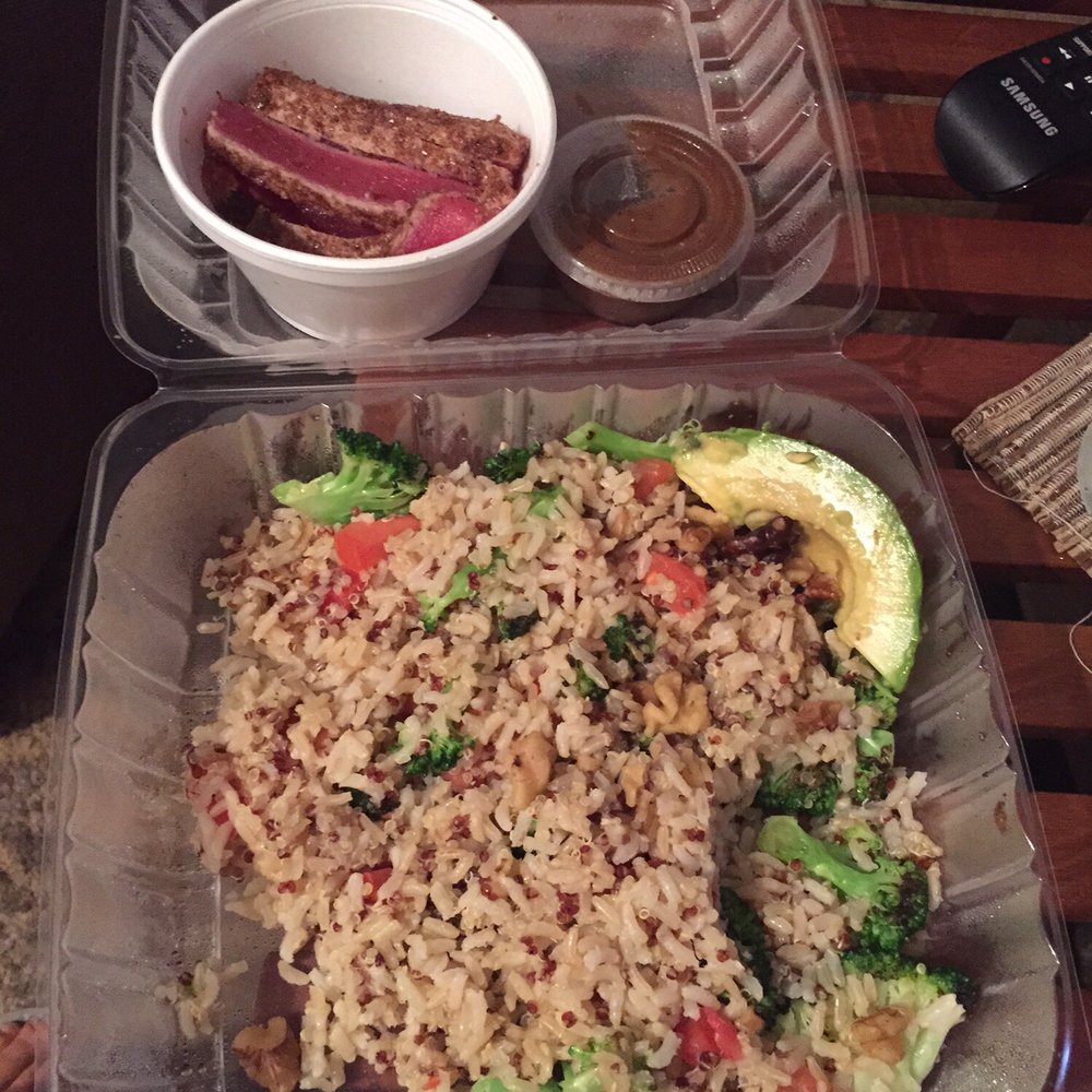 SoFresh - Superfood bowl with sesame encrusted Ahi tuna packaged on the side (how it comes when ordering takeout). - New American Near Me - Tampa, Florida SoFresh - Superfood bowl with sesame encrusted Ahi tuna packaged on the side (how it comes when ordering takeout). - New American Near Me - Tampa, Florida