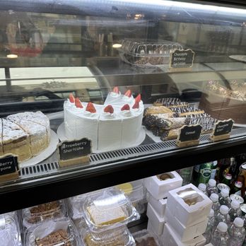 Decadent A Coffee and Dessert Bar - Desserts - Wine Bars Near Me - Fulton, Maryland