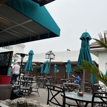 Brad's Restaurant - Seafood Near Me - Pismo Beach, California