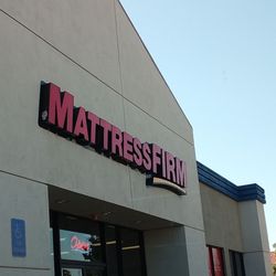 Mattress Firm Outlet - Escondido