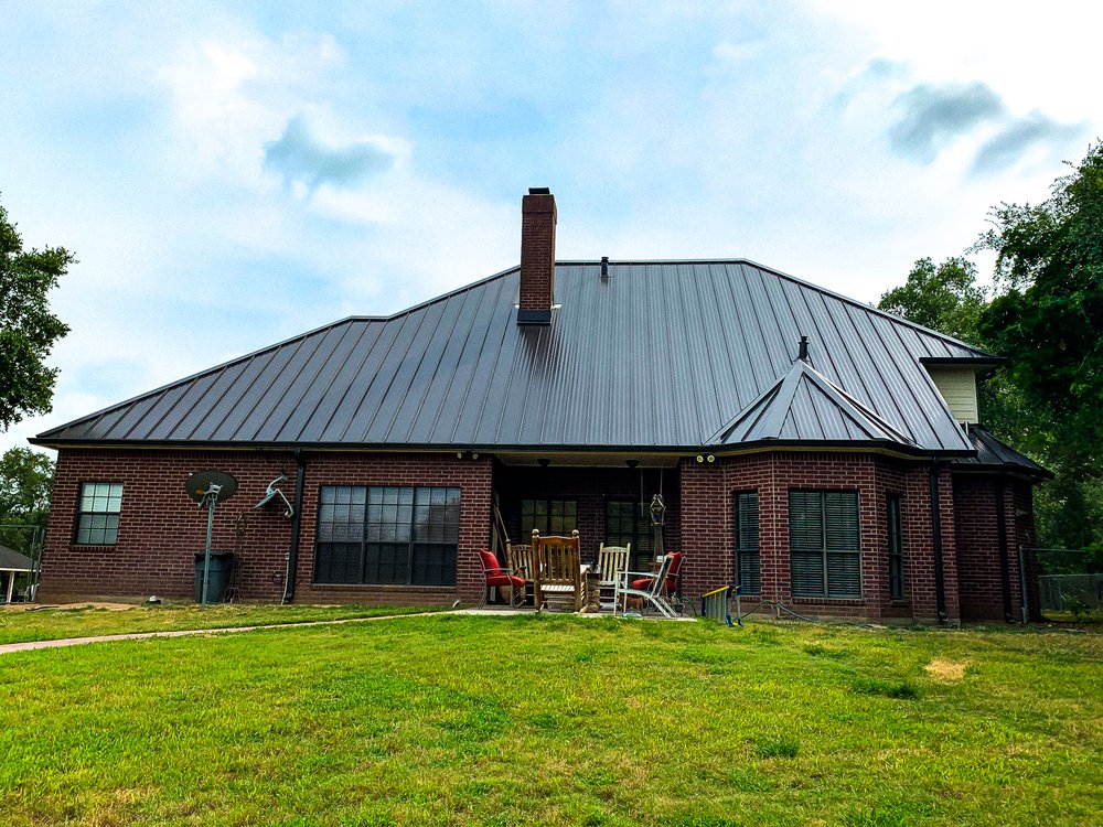 Slide of Vantage Roofing