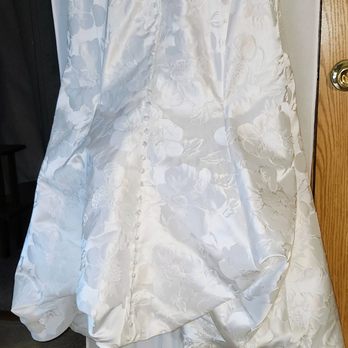 AM Designs and Alterations - 2025 Wedding gown train finished with under bustle. - Sewing & Alterations Near Me - Rochester, New Hampshire AM Designs and Alterations - 2025 Wedding gown train finished with under bustle. - Sewing & Alterations Near Me - Rochester, New Hampshire
