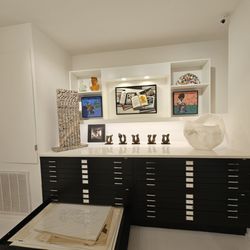 Arthur Roger Gallery