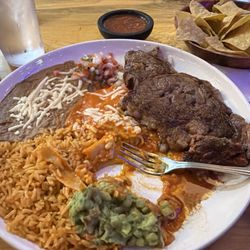 La Herradura Mexican Restaurant - Ribeye steak with enchilada