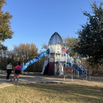 Dayspring Nature Preserve - Parks Near Me - Allen, Texas Dayspring Nature Preserve - Parks Near Me - Allen, Texas