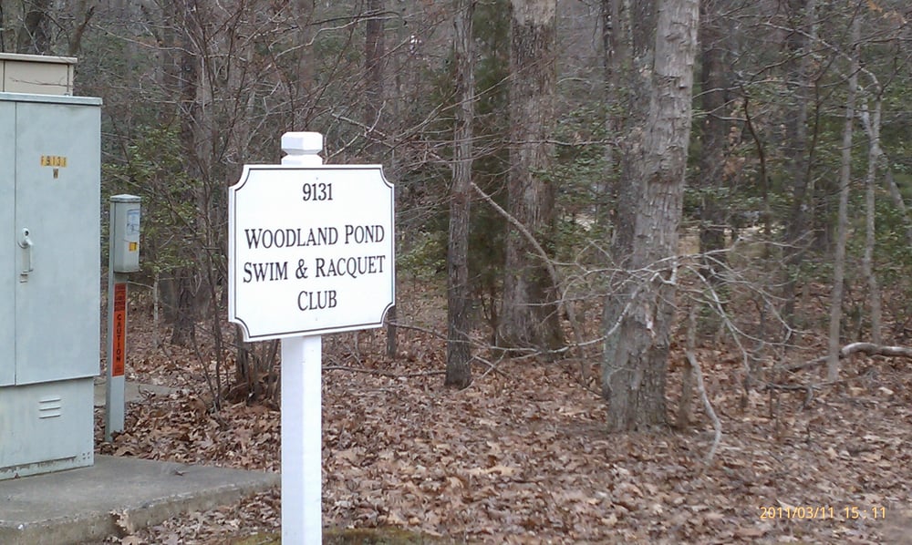 Woodland Pond Swim & Racquet Club Logo