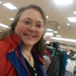 Dillard's - Clearance Center - Gettin something good!