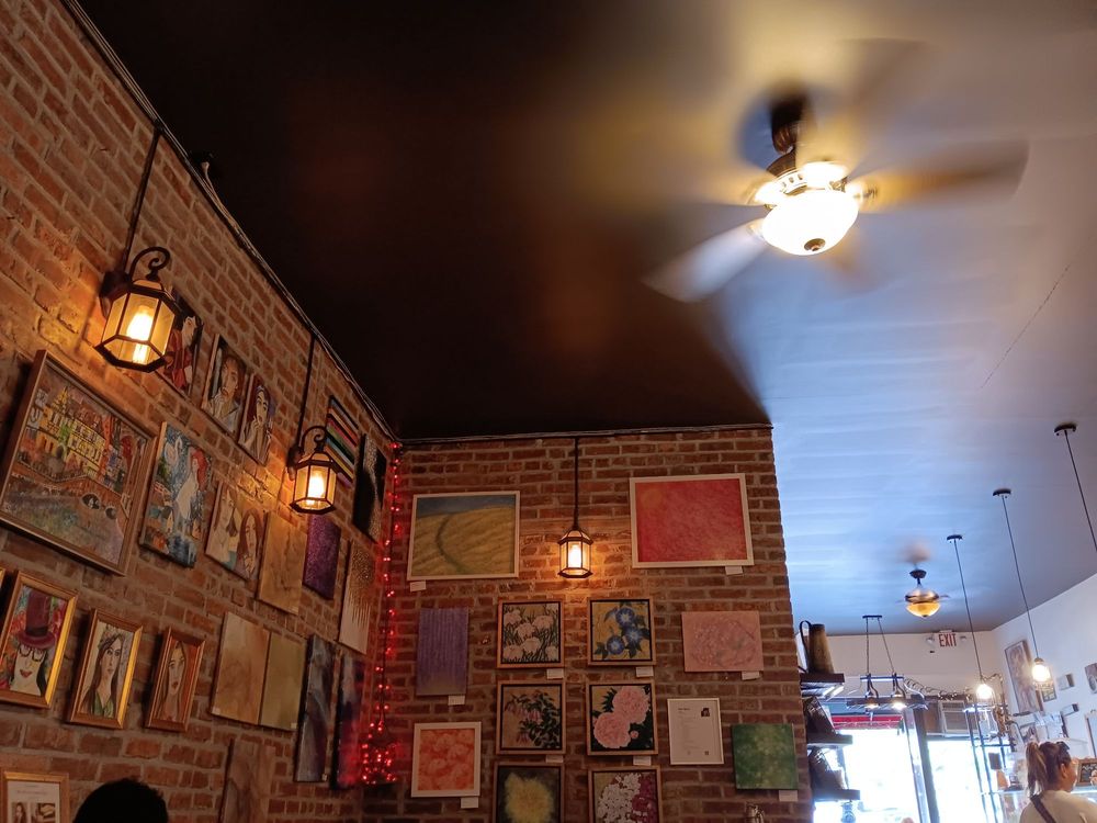 Red Pipes Cafe