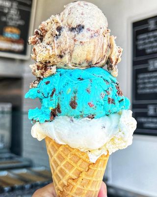 The Baked Bear by null