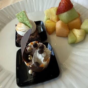Shooters Waterfront - New American Near Me - Fort Lauderdale, Florida