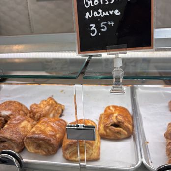 Parc sans Gluten - croissant nature - Bakeries Near Me - Montreal, Quebec Parc sans Gluten - croissant nature - Bakeries Near Me - Montreal, Quebec