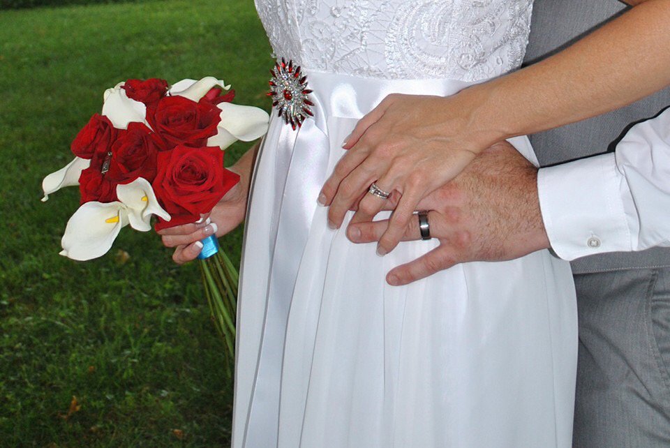 DENNA’S DRESS MAKING & ALTERATIONS Updated June 2024 3148 Pinebrook