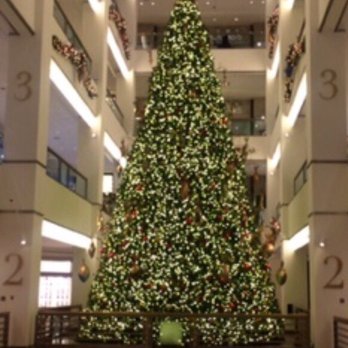 Bloomingdale's - Department Stores Near Me - Chicago, Illinois