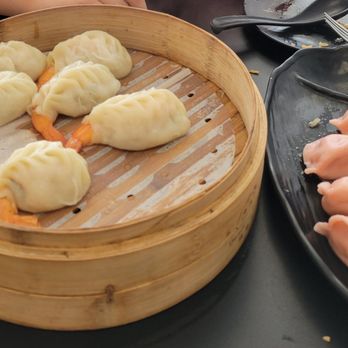 Dumpling King - Steamed pork shrimp dumplings and boiled chicken dumplings. - Dim Sum Near Me - Pembroke Pines, Florida