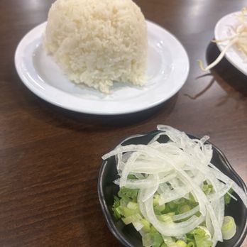 Pho Trung - Steamed white rice. - Vietnamese Near Me - Monterey Park, California Pho Trung - Steamed white rice. - Vietnamese Near Me - Monterey Park, California